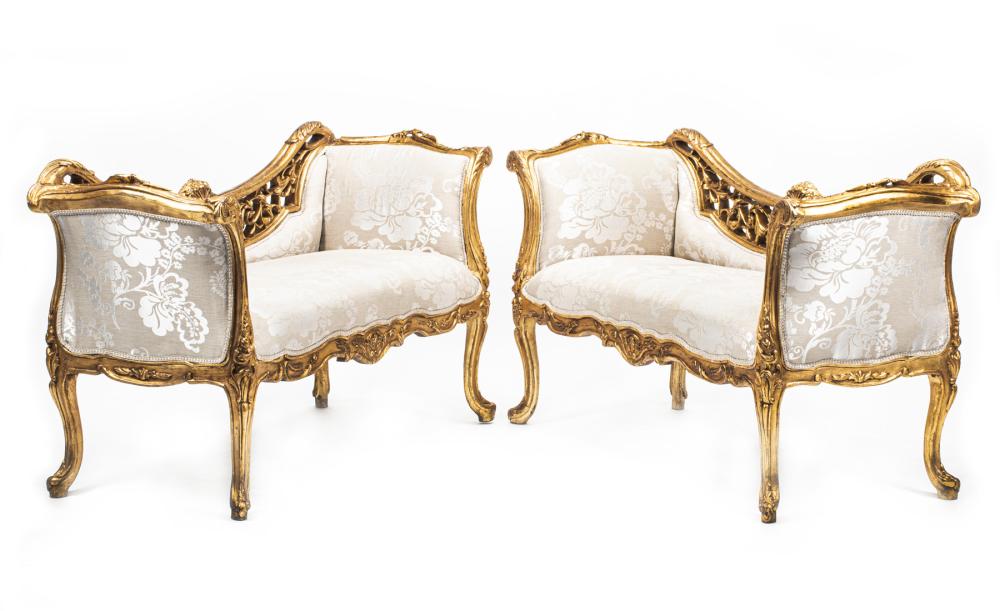PAIR OF LOUIS XV-STYLE CARVED