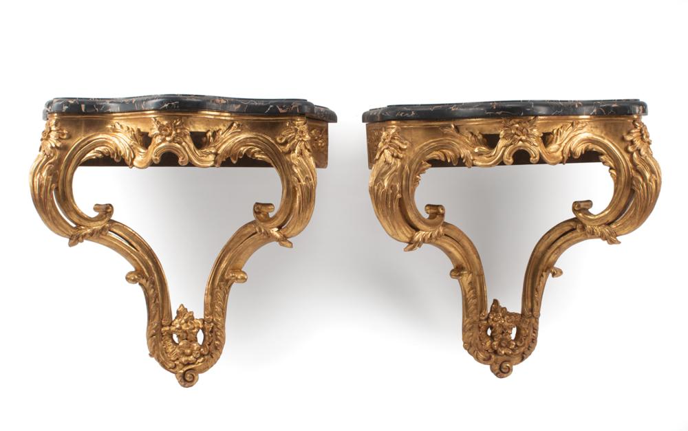 PAIR OF LOUIS XV-STYLE CARVED