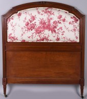 PAIR OF LOUIS XVI STYLE MAHOGA