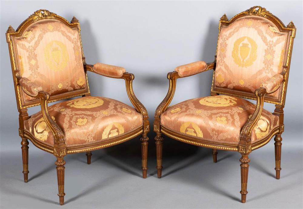 PAIR OF LOUIS XVI STYLE PARCEL-GILT