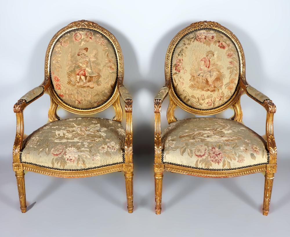 PAIR OF LOUIS XVI STYLE GILTWOOD