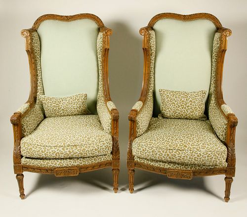 PAIR OF LOUIS XVI STYLE CARVED WOOD