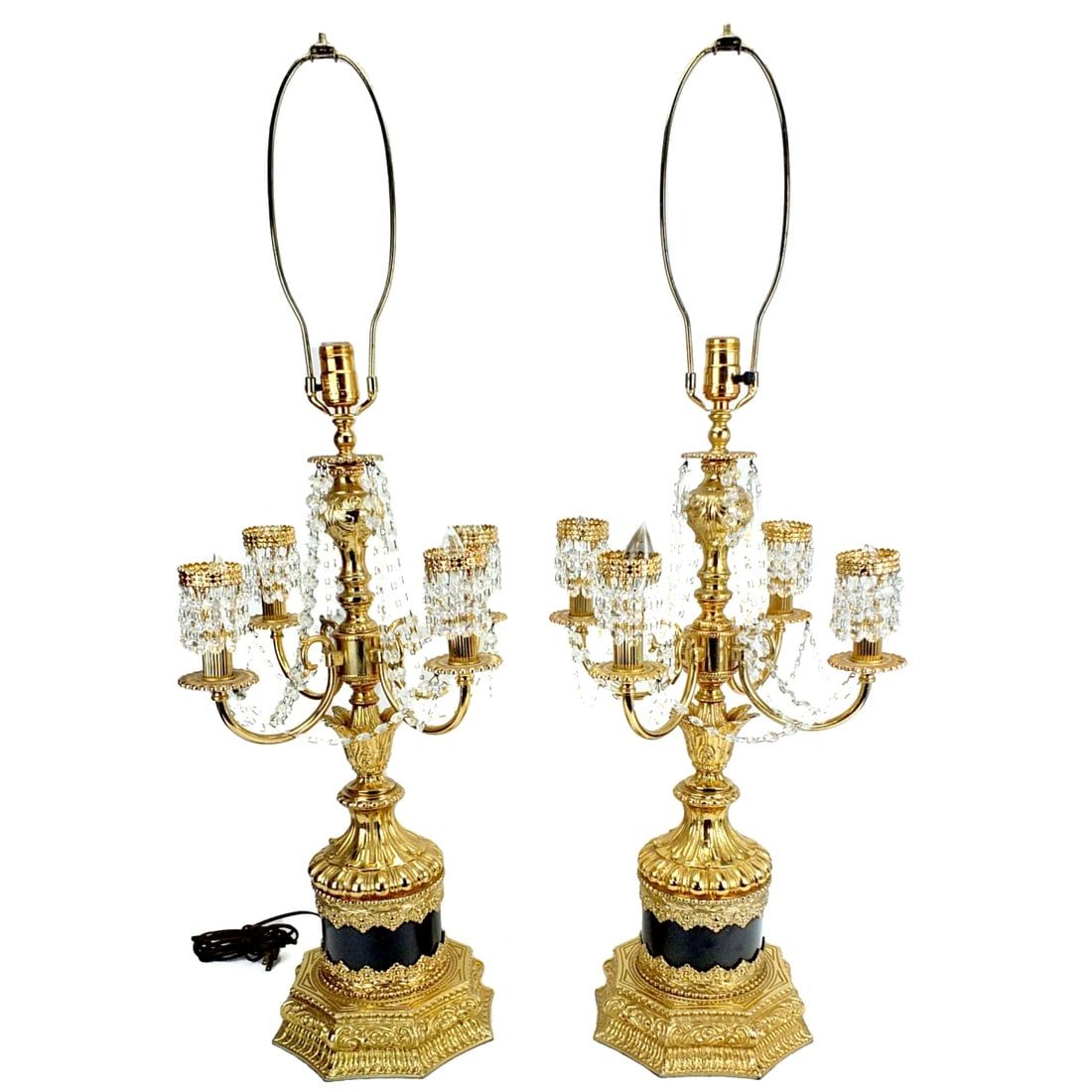 PAIR OF LOUIS XVI STYLE LAMPSPair