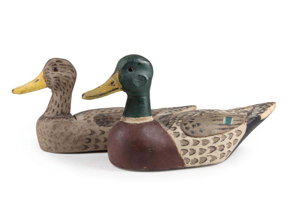 PAIR OF LOUISIANA CARVED DECOYSPair