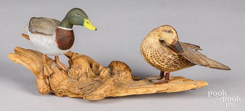 PAIR OF MALLARD DUCK DECOYSPair