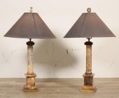 PAIR OF MARBLE COLUMN LAMPSPai