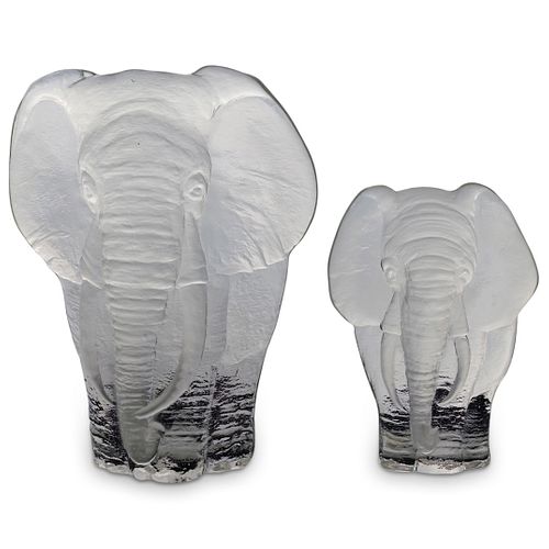 PAIR OF MATS JONASSON GLASS