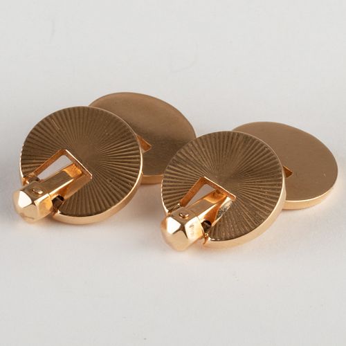 PAIR OF MECAN 18K GOLD DISC