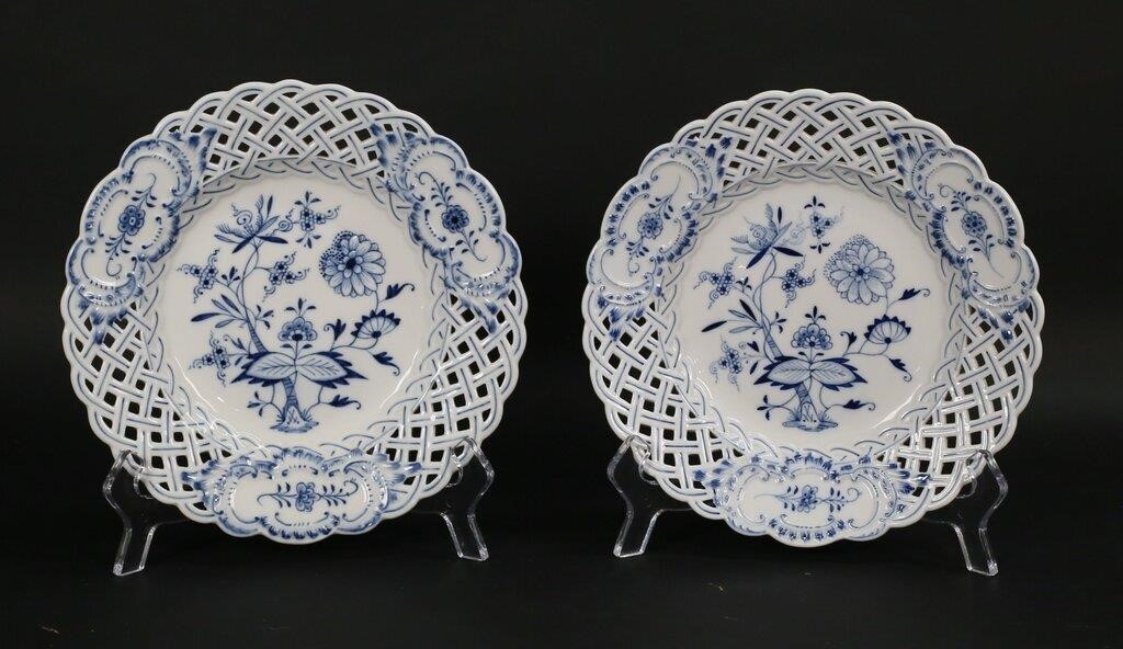 PAIR OF MEISSEN BLUE ONION