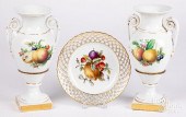PAIR OF MEISSEN FRUIT VASES, 1