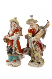PAIR OF MEISSEN PORCELAIN FIGU