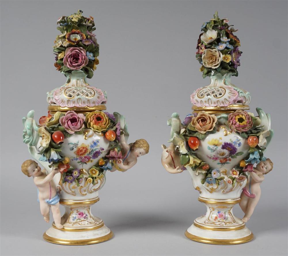 PAIR OF MEISSEN PORCELAIN