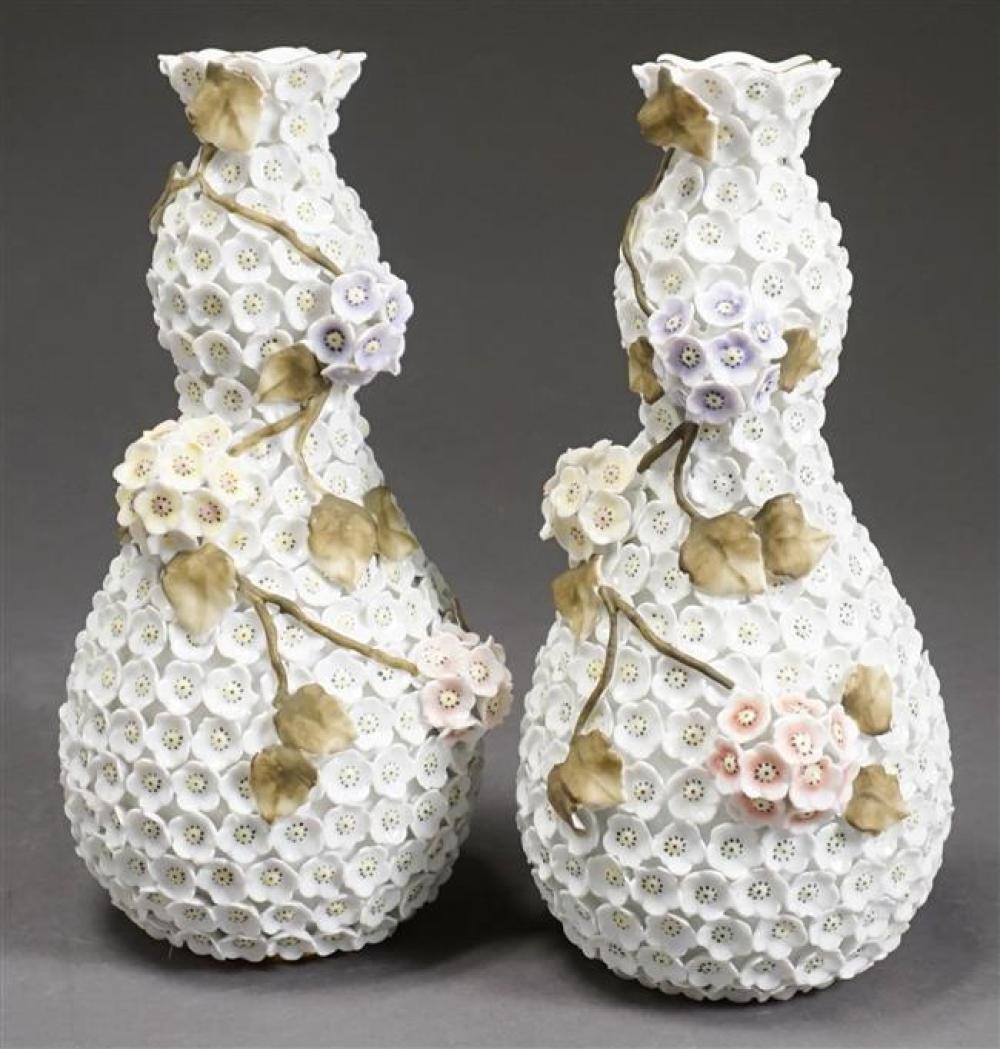PAIR OF MEISSEN STYLE