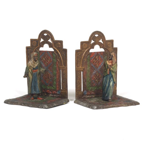 PAIR OF METAL ARAB BOOKENDS 5 ?"