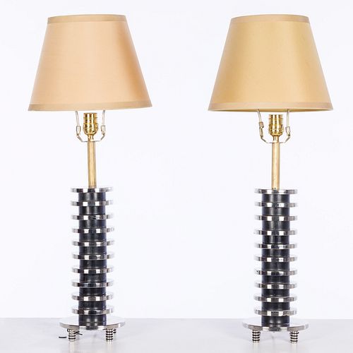 PAIR OF METAL LAMPS IN THE MANNER