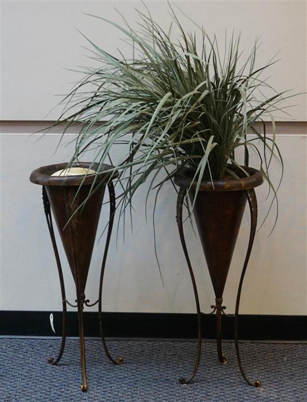 PAIR OF METAL PLANT STANDSPair of