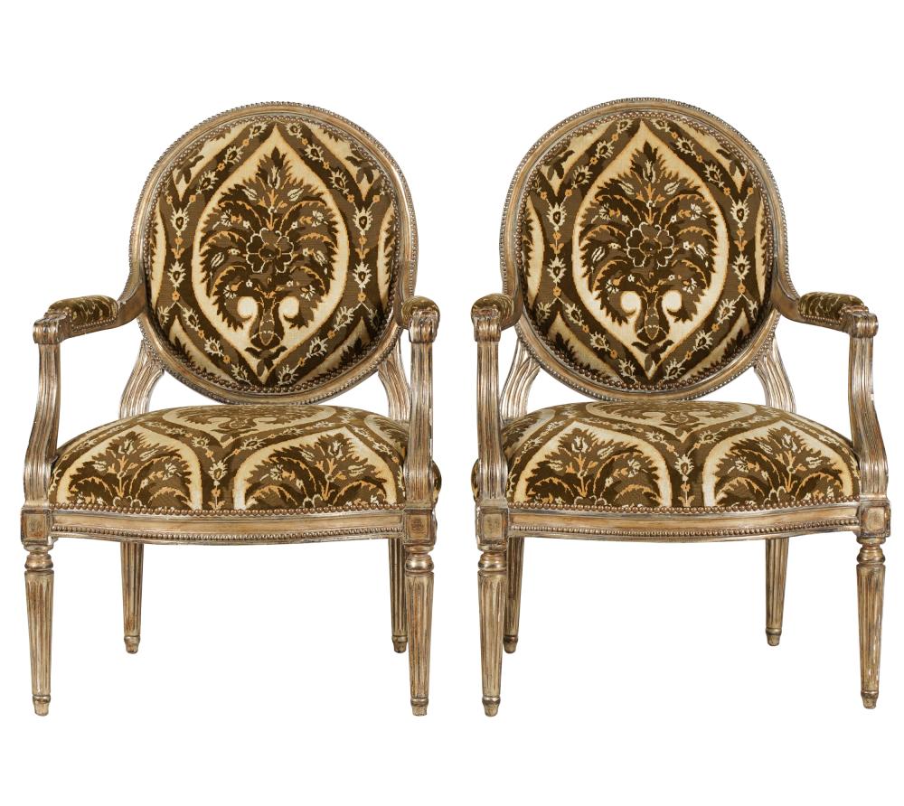 PAIR OF MICHAEL TAYLOR