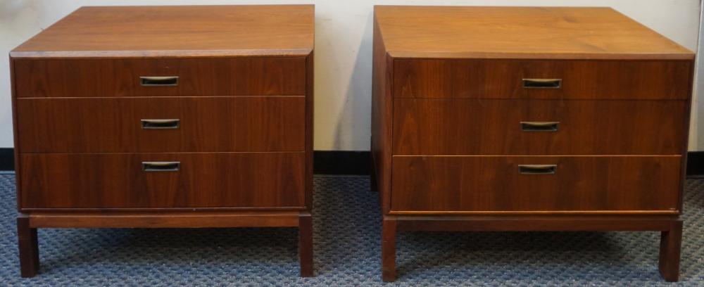 PAIR OF MID CENTURY MODERN WALNUT