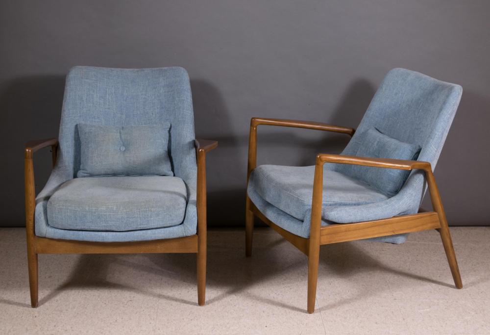 PAIR OF MID-CENTURY STYLE
