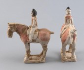 PAIR OF MINIATURE CHINESE PORC