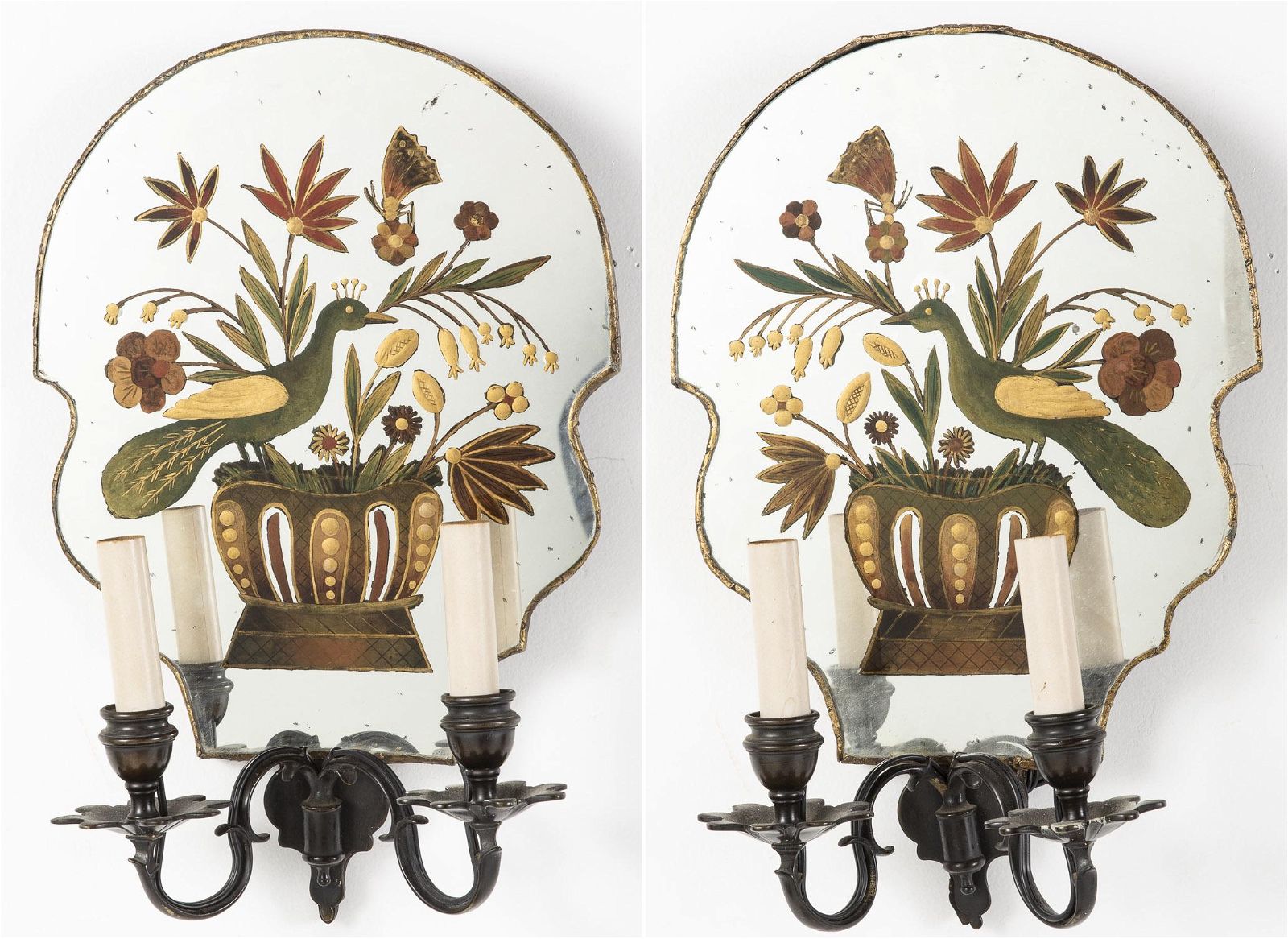 PAIR OF MIRRORED WALL SCONCESPair