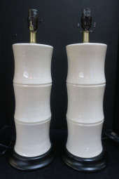 PAIR OF MODERN WHITE CERAMIC L