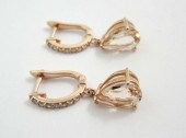 PAIR OF MORGANITE AND DIAMOND