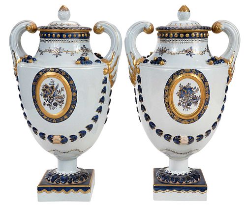 PAIR OF MOTTAHEDEH CHINESE EXPORT
