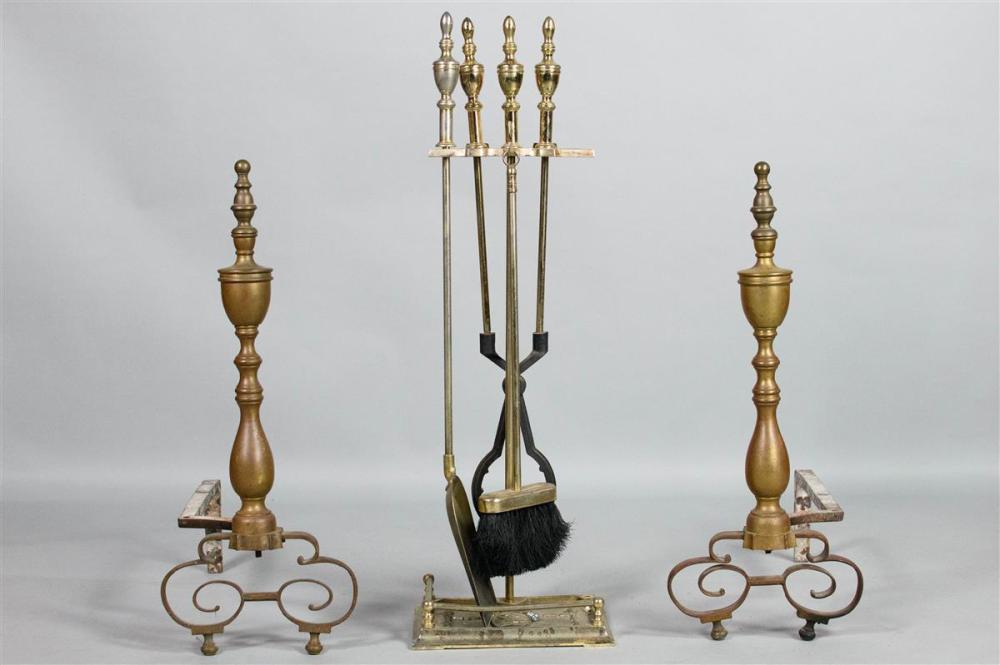 PAIR OF NEOCLASSICAL STYLE BRASS