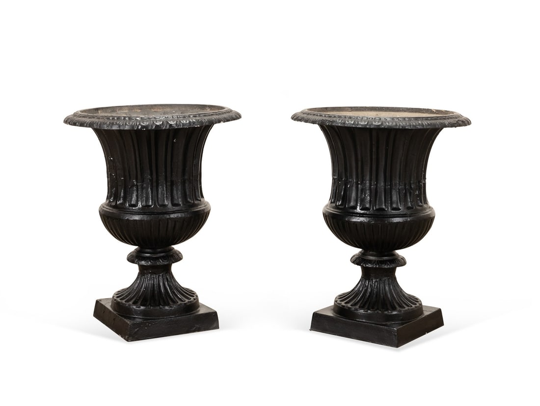 PAIR OF NEOCLASSICAL STYLE GARDEN