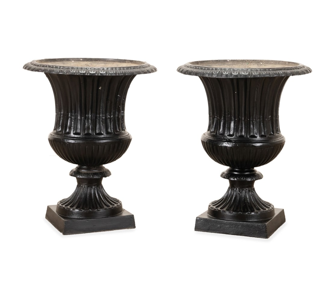PAIR OF NEOCLASSICAL STYLE GARDEN