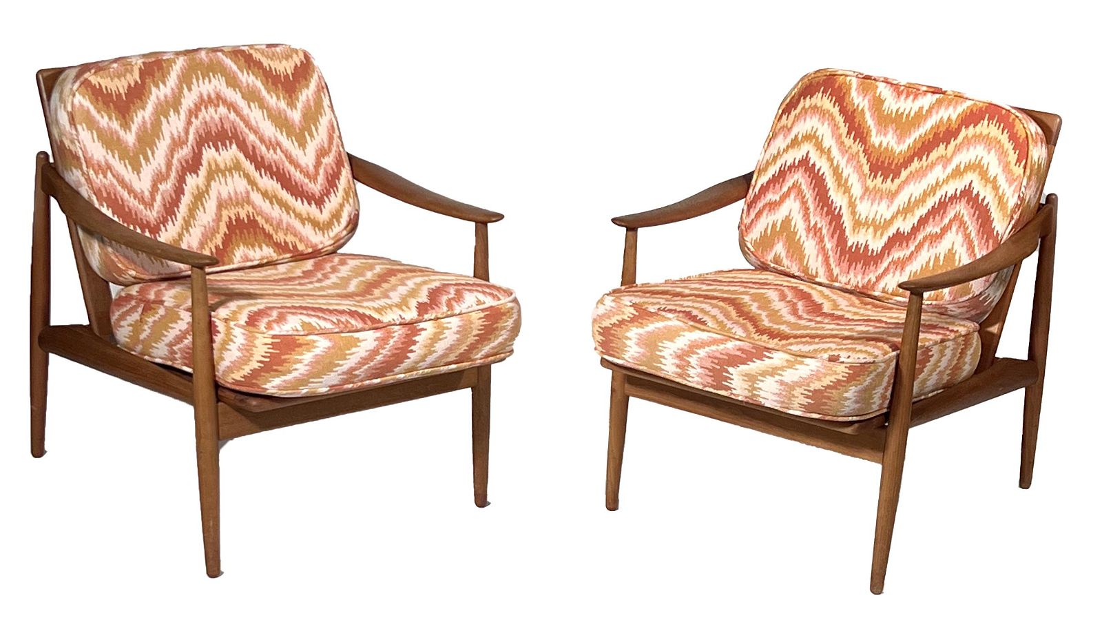 PAIR OF NORWEGIAN MID-CENTURY