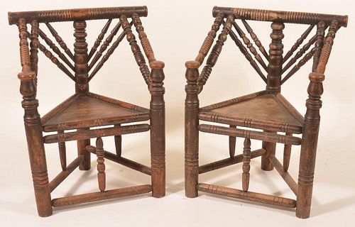 PAIR OF OAK 19TH CENT. SPOOL TURNED