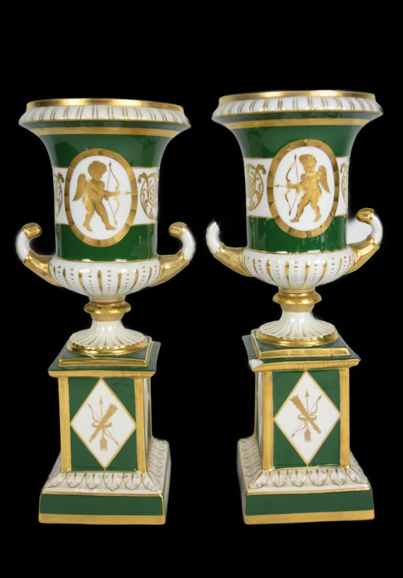 PAIR OF OLD PARIS STYLE PORCELAIN
