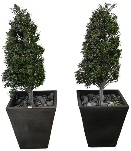 PAIR OF OUTDOOR PLANTERSPair of