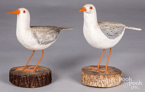 PAIR OF PAINTED SEAGULL DECOYS, MID
