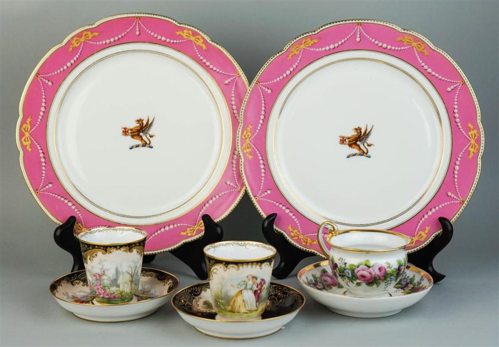 PAIR OF PARIS PORCELAIN CABINET