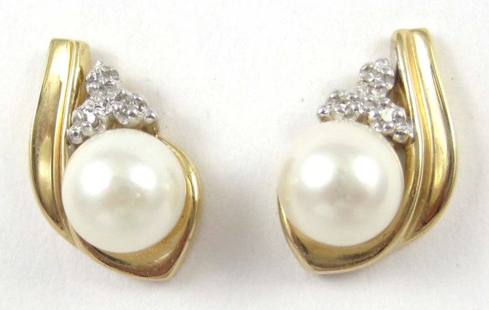 PAIR OF PEARL AND DIAMOND