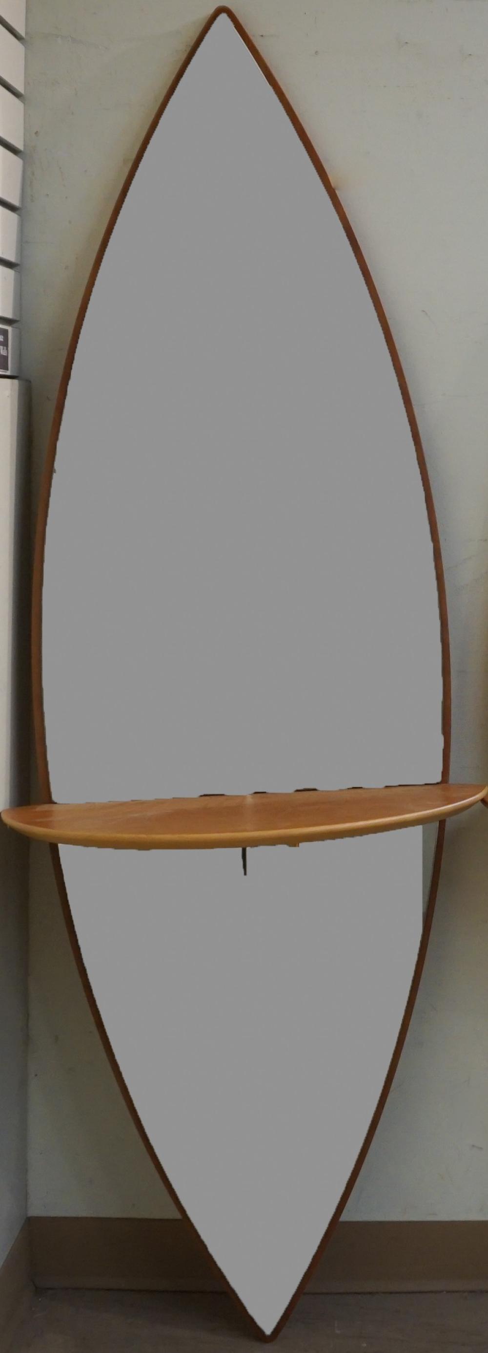 PAIR OF PORADA TEAK NAVETTE