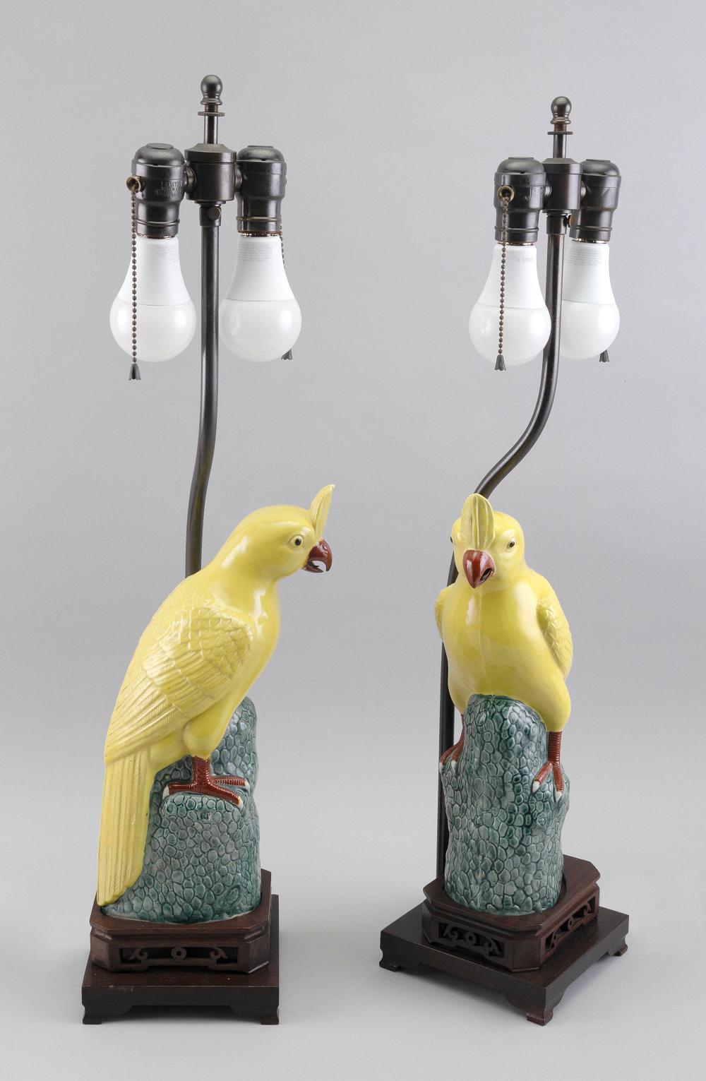 PAIR OF PORCELAIN PARROT-FORM TABLE