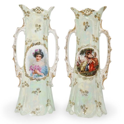 PAIR OF PROV SAXE ES PORCELAIN