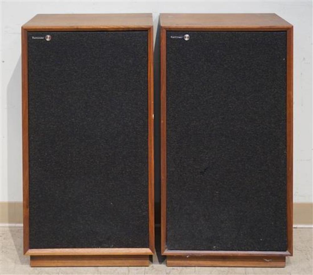 PAIR OF RECTILINEAR SPEAKERSPair of