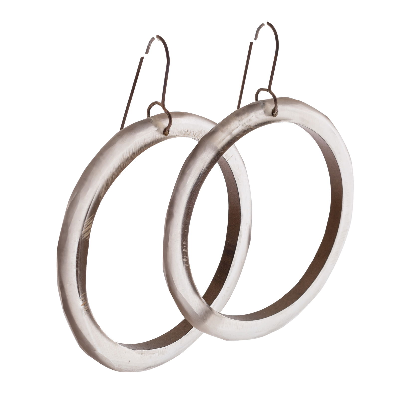 PAIR OF RESIN, SILVER EARRINGS,