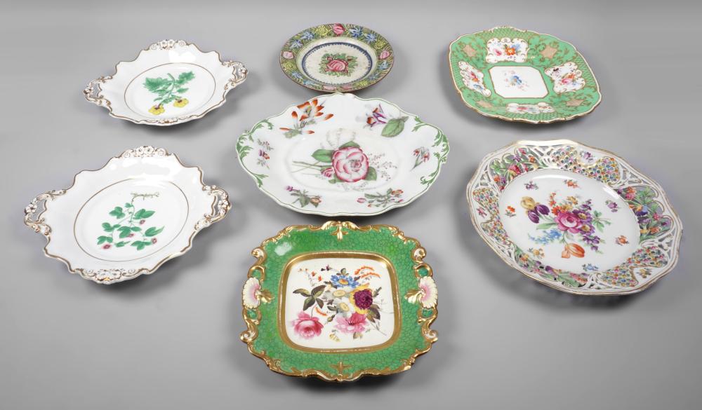 PAIR OF RIDGEWAY FLORAL HAND