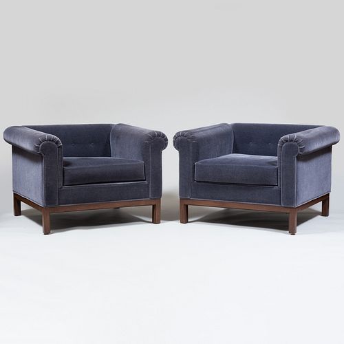 PAIR OF ROGER SPRUNGER FOR DUNBAR