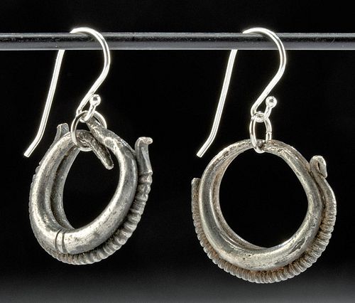 PAIR OF ROMAN SILVER EARRINGS -
