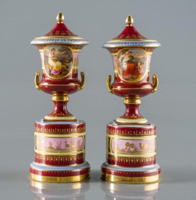 PAIR OF ROYAL VIENNA VASESA pair of