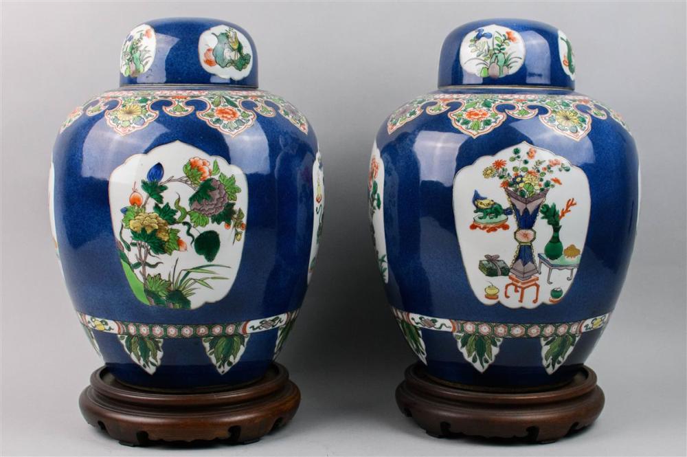 PAIR OF SAMSON FAMILLE VERTE AND