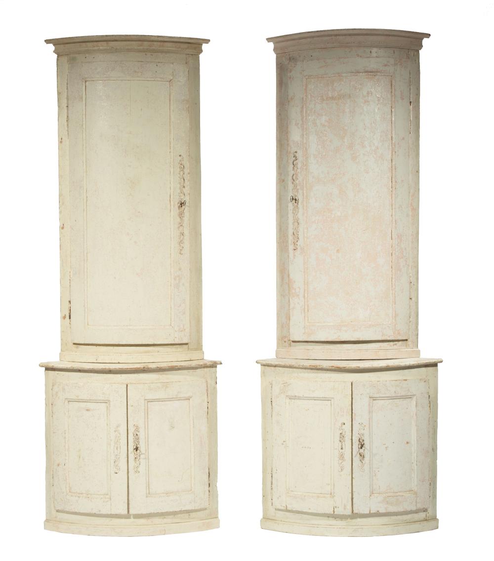 PAIR OF SCANDINAVIAN PAINTED CORNER