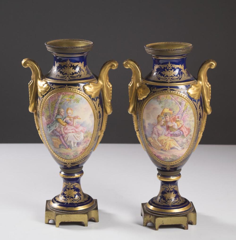 PAIR OF 'SEVRES' PORCELAIN URNS,